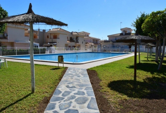 Resale - Apartment / flat - Orihuela Costa - La Zenia