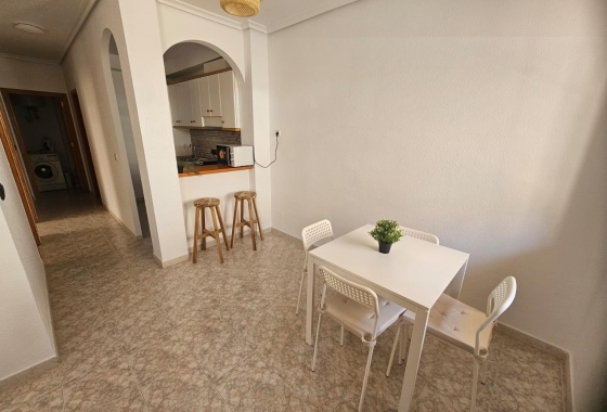 Resale - Apartment / flat - Orihuela Costa - La Zenia