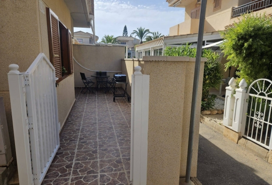 Resale - Bungalow - Orihuela Costa - La Zenia