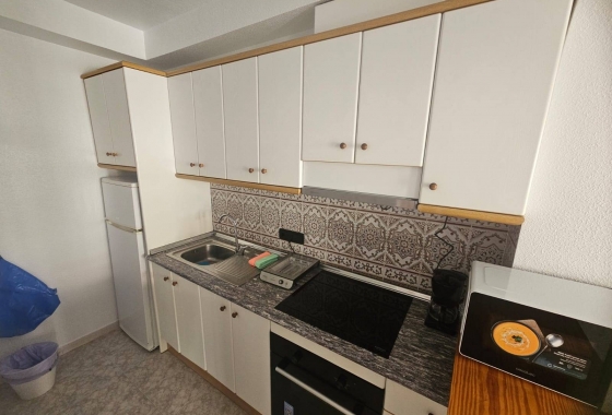 Resale - Bungalow - Orihuela Costa - La Zenia