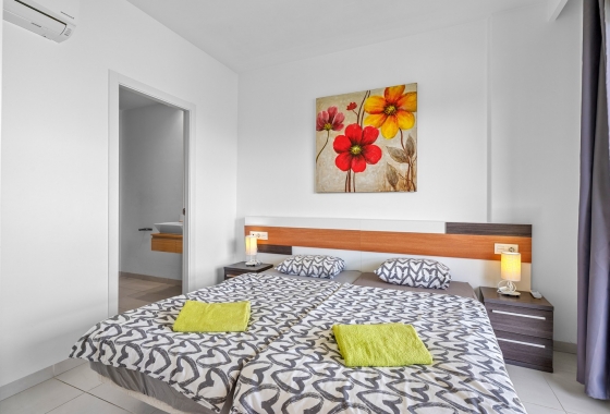 Återförsäljning - Lägenhet / lägenhet - Orihuela Costa - Costa Blanca