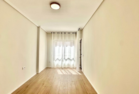 Перепродажа - Квартира - Torrevieja - Centro