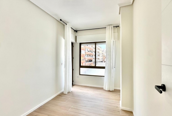 Перепродажа - Квартира - Torrevieja - Centro