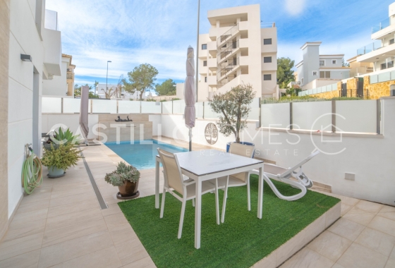 Wiederverkauf - Villa - Orihuela Costa - Las Filipinas