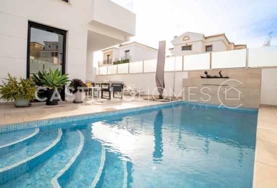 Wiederverkauf - Villa - Orihuela Costa - Las Filipinas