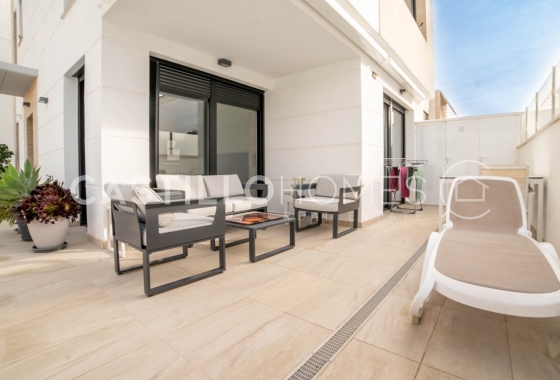 Wiederverkauf - Villa - Orihuela Costa - Las Filipinas