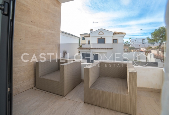 Wiederverkauf - Villa - Orihuela Costa - Las Filipinas