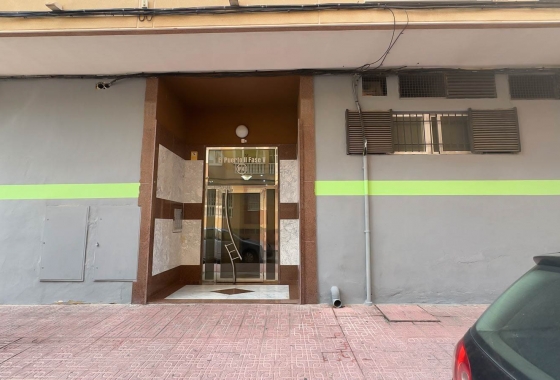 Herverkoop - Appartement / flat - Torrevieja - PARQUE DE LAS NACIONES