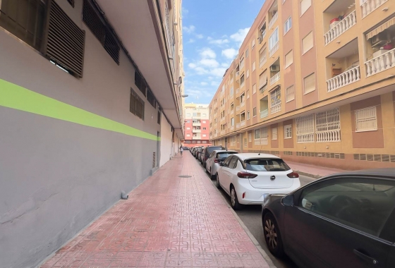 Herverkoop - Appartement / flat - Torrevieja - PARQUE DE LAS NACIONES