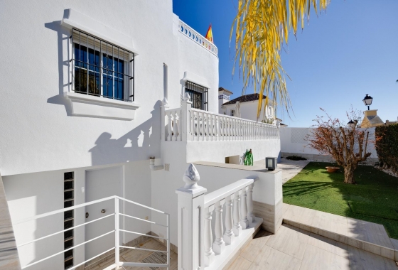 Перепродажа - Таунхаус - Orihuela Costa - Las Filipinas