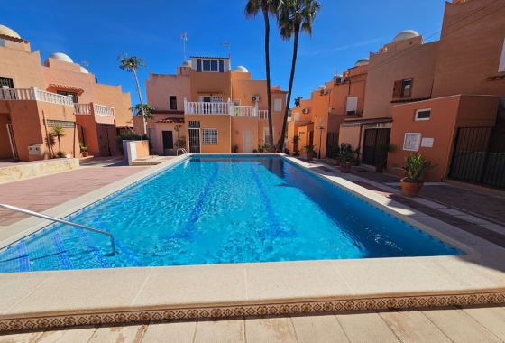 Wiederverkauf - Stadthaus - Torrevieja - Los Frutales