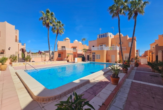 Wiederverkauf - Stadthaus - Torrevieja - Los Frutales