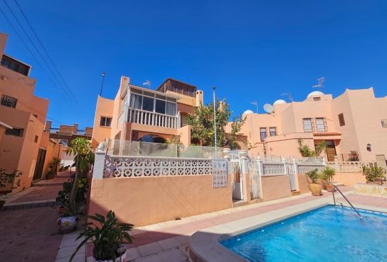 Wiederverkauf - Stadthaus - Torrevieja - Los Frutales