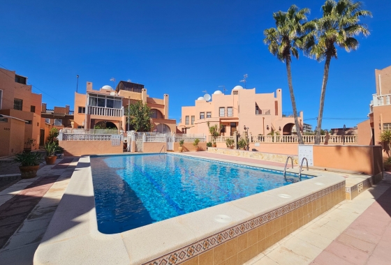 Wiederverkauf - Stadthaus - Torrevieja - Los Frutales