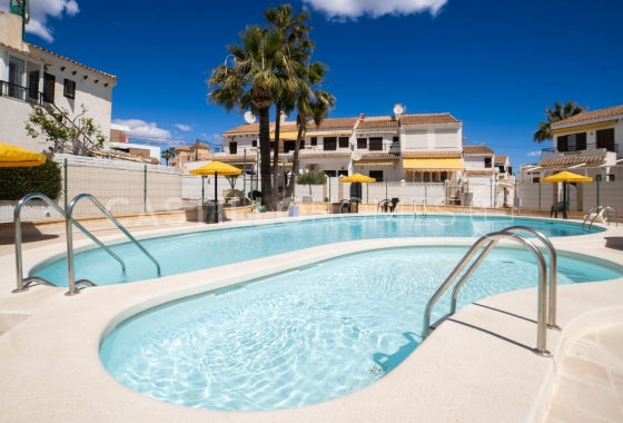 Revente - Bungalow - Torrevieja - aguas nuevas