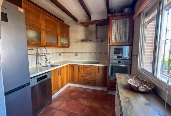Resale - Townhouse - San Miguel de Salinas - Inland