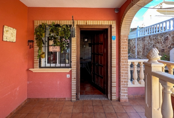 Resale - Townhouse - San Miguel de Salinas - Inland