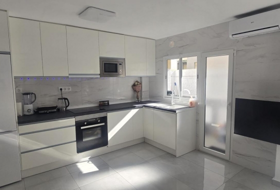 Wiederverkauf - Wohnung - Torrevieja - Acequion