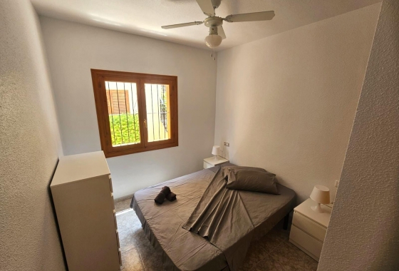 Återförsäljning - Bungalow - Orihuela Costa - Playa Flamenca