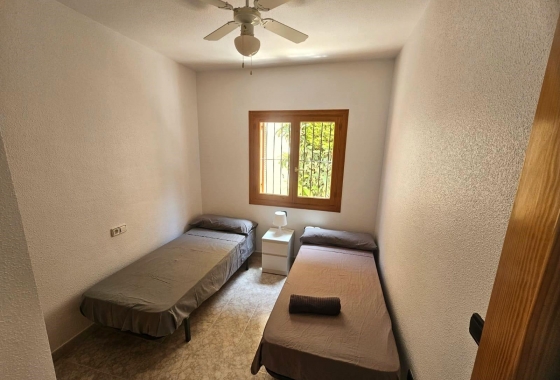 Återförsäljning - Bungalow - Orihuela Costa - Playa Flamenca