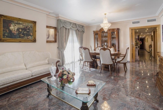Resale - Townhouse - Los Alcazares - Centro