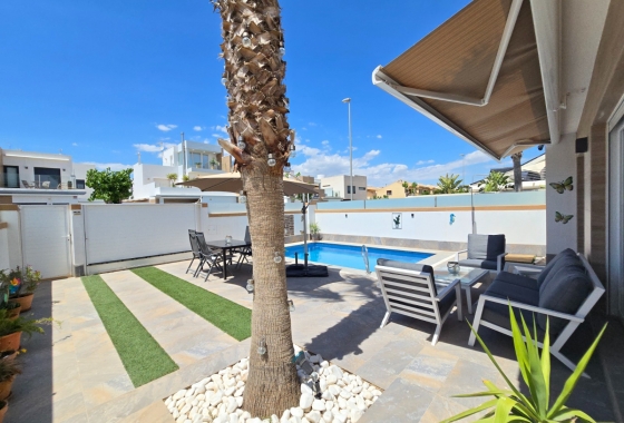 Wiederverkauf - Villa - Pilar de la Horadada - Costa Blanca