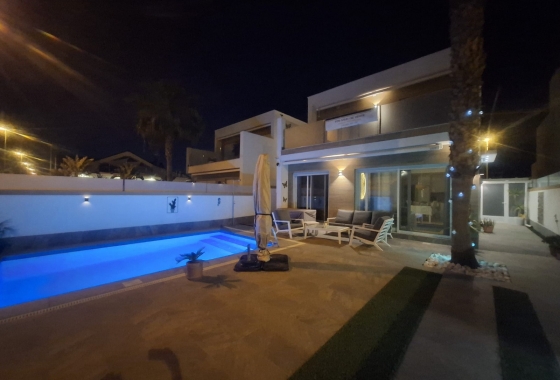 Wiederverkauf - Villa - Pilar de la Horadada - Costa Blanca