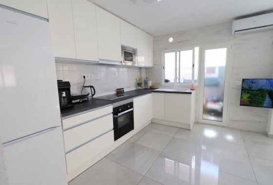 Resale - Apartment / flat - Torrevieja - Costa Blanca