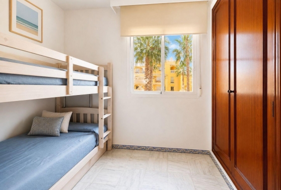Resale - Apartment / flat - Torrevieja - Los Frutales