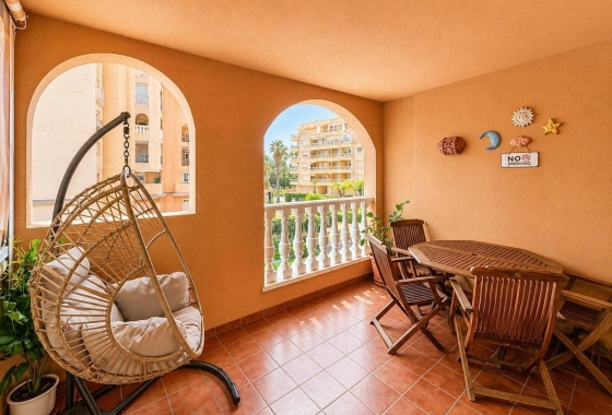Resale - Apartment / flat - Torrevieja - Los Frutales