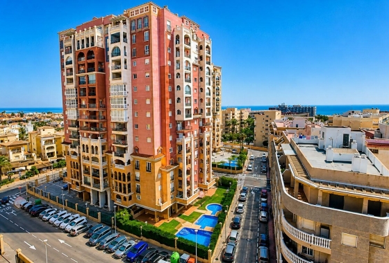 Resale - Apartment / flat - Torrevieja - Los Frutales