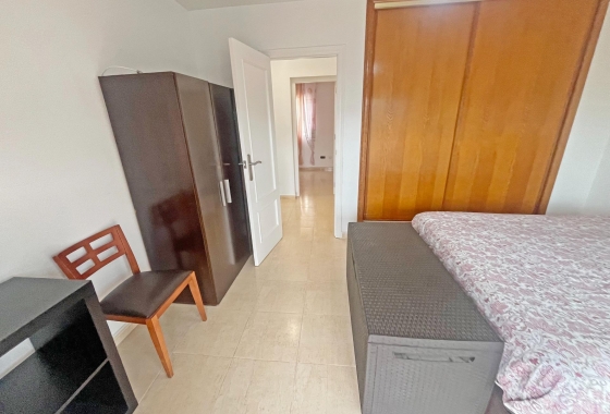 Resale - Townhouse - San Miguel de Salinas - Las Filipinas