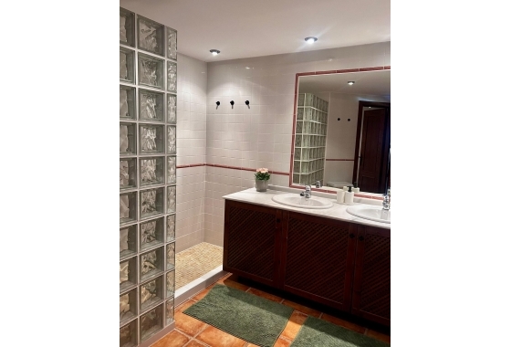 Wiederverkauf - Wohnung - Torrevieja - Punta Prima
