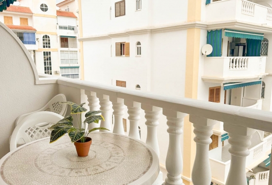 Revente - Appartement - Torrevieja - La Mata