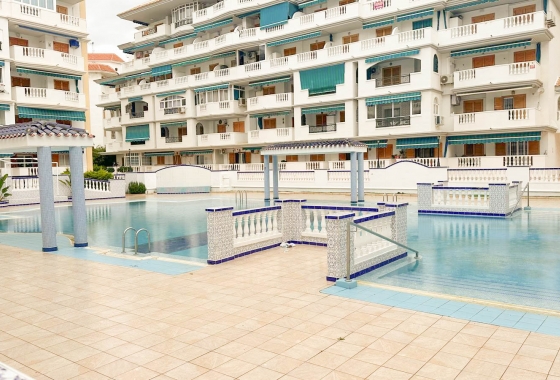 Revente - Appartement - Torrevieja - La Mata