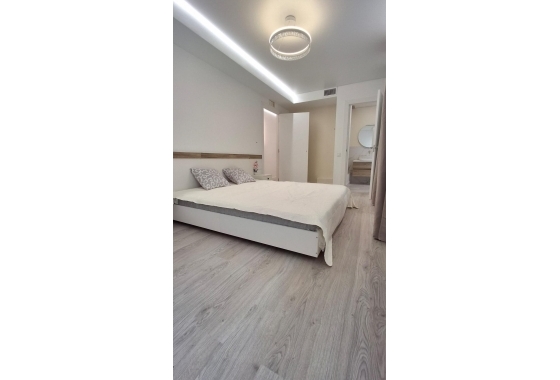 Wiederverkauf - Wohnung - Torrevieja - Acequion