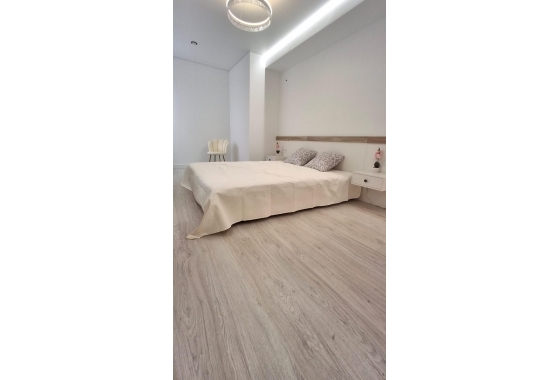 Wiederverkauf - Wohnung - Torrevieja - Acequion