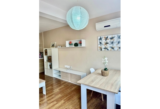 Revente - Appartement - Torrevieja - Sector 25
