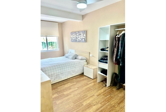 Revente - Appartement - Torrevieja - Sector 25