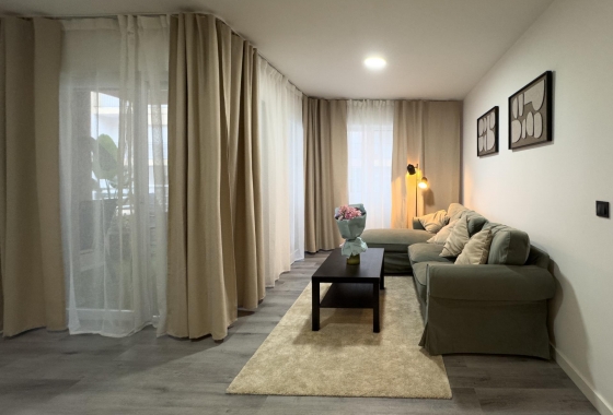Wiederverkauf - Wohnung - Torrevieja - Centro