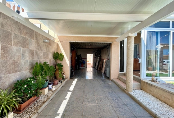 Resale - Villa - Torrevieja - San Luis