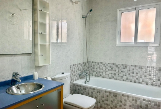 Resale - Villa - Torrevieja - San Luis