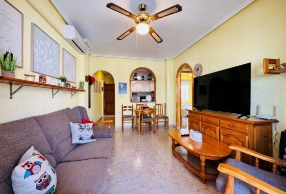 Resale - Apartment / flat - La Mata - Torrevista Playa