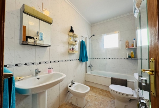 Resale - Apartment / flat - La Mata - Torrevista Playa