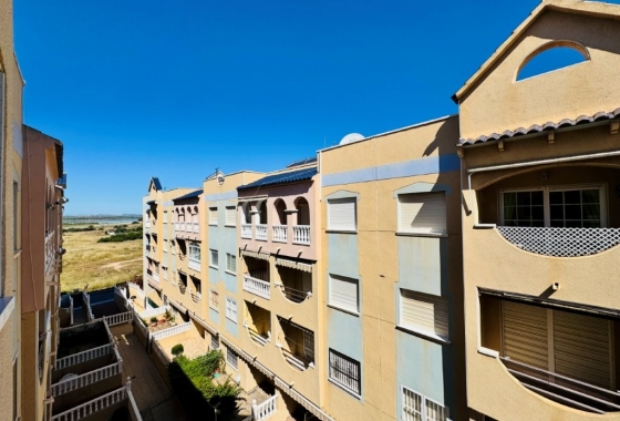 Resale - Apartment / flat - La Mata - Torrevista Playa