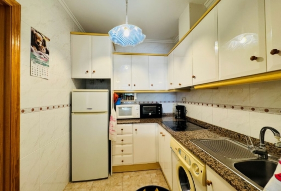 Resale - Apartment / flat - La Mata - Torrevista Playa