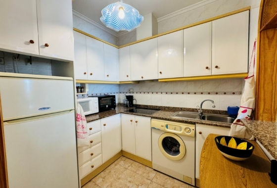Resale - Apartment / flat - La Mata - Torrevista Playa