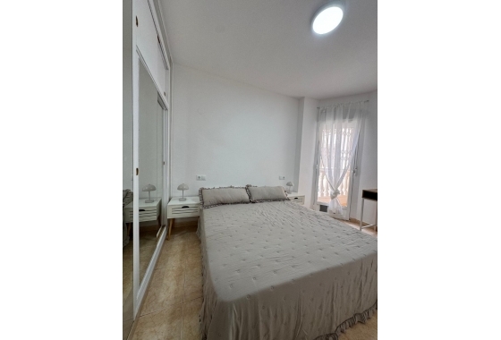 Wiederverkauf - Wohnung - Torrevieja - LA LOMA