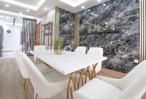 Wiederverkauf - Wohnung - Torrevieja - Centro