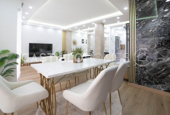 Wiederverkauf - Wohnung - Torrevieja - Centro